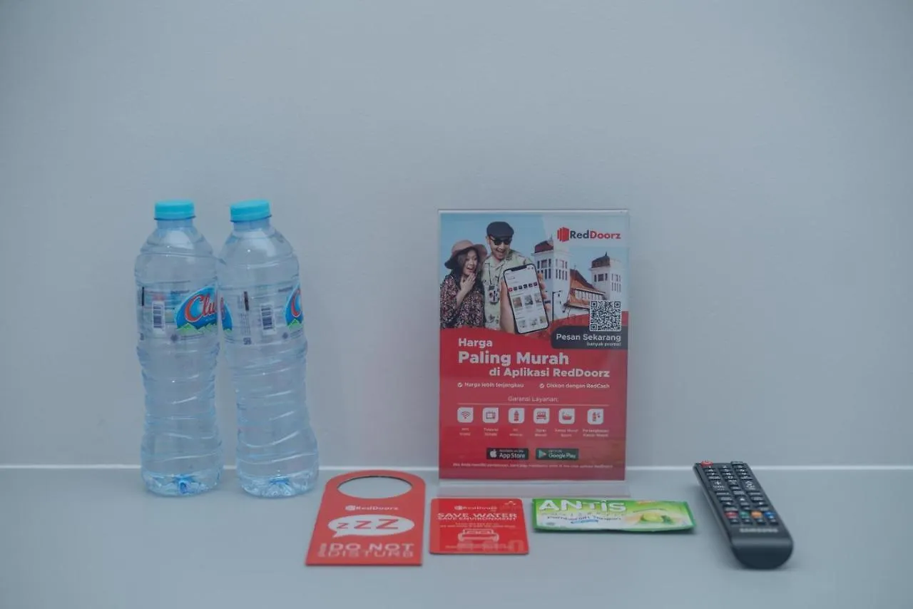 Hotel Reddoorz @ Jalan Gunung Talang Mahendradatta Kerobokan
