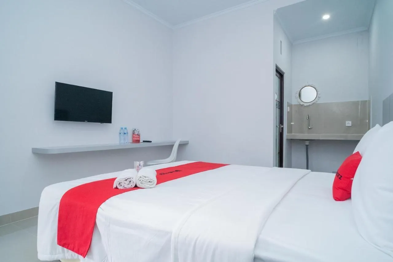 Hotel Reddoorz @ Jalan Gunung Talang Mahendradatta Kerobokan Indonésia